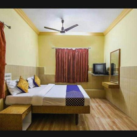 Oyo Hotel Apsara Guest House Ahmedabad Extérieur photo